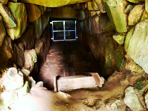 こうもり塚古墳の内部